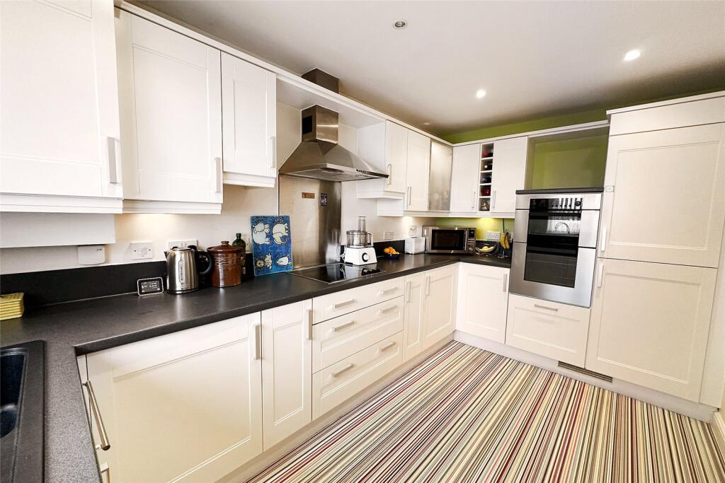 Additional image 19 of Pier Road, Littlehampton, West Sussex