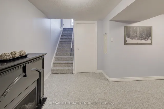 Additional image 28 of 65 Selkirk Dr