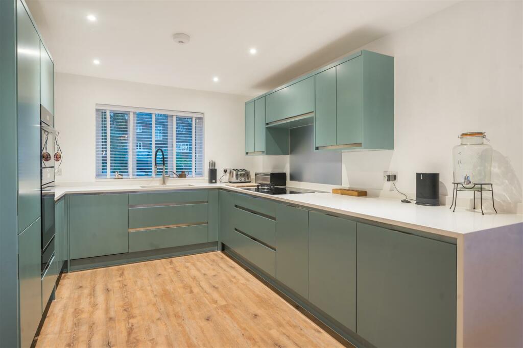 Additional image 9 of 52 Torton Hill Road, Arundel