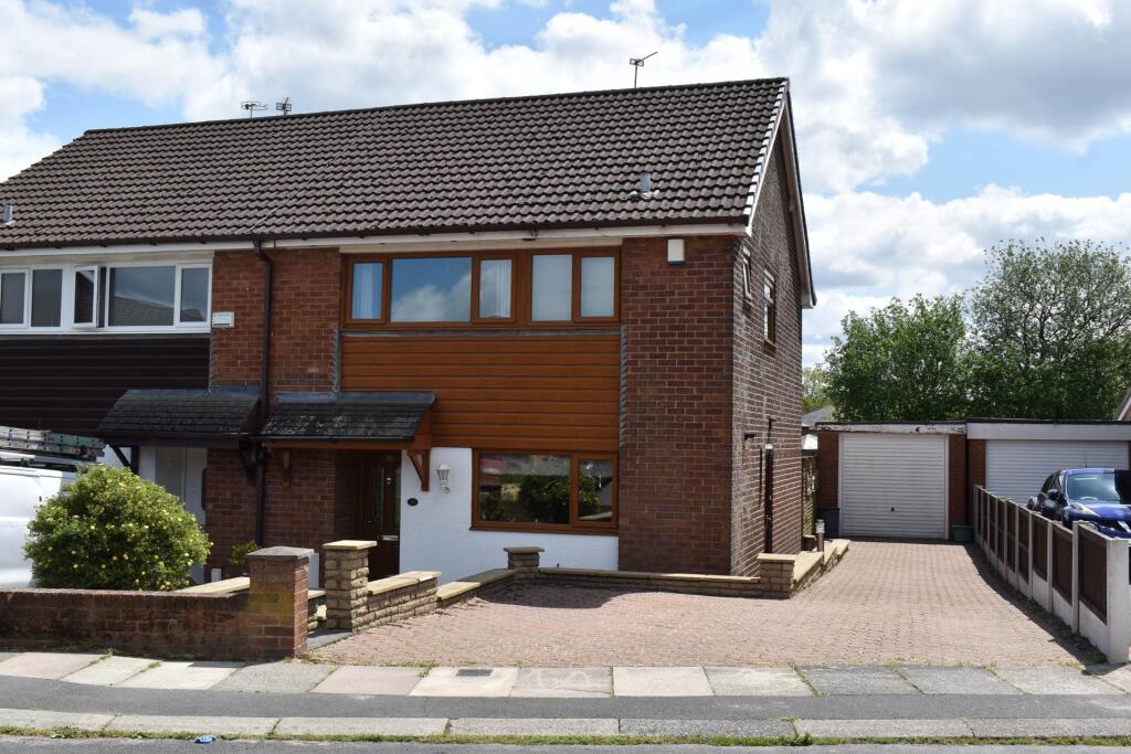 Cherry Tree Way, Bradshaw