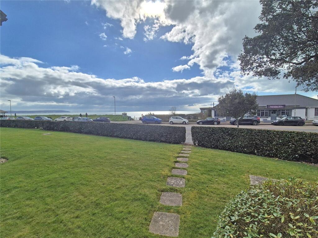 Additional image 12 of Marine Drive East, Barton on Sea, New Milton, Hampshire, BH25