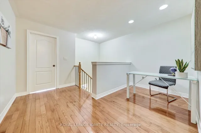 Additional image 19 of 121 Flycatcher Ave