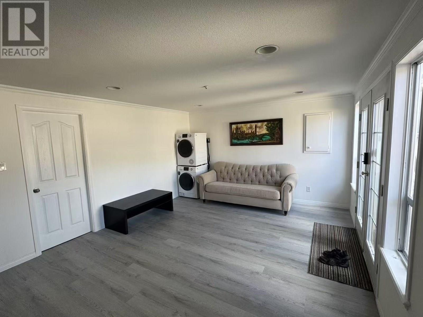 Basement 2539 W 22ND AVENUE|Vancouver, British Columbia V6L1M3