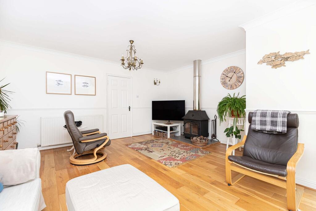 Additional image 8 of Barton Wood Road, Barton On Sea, New Milton, Hampshire. BH25 7NN