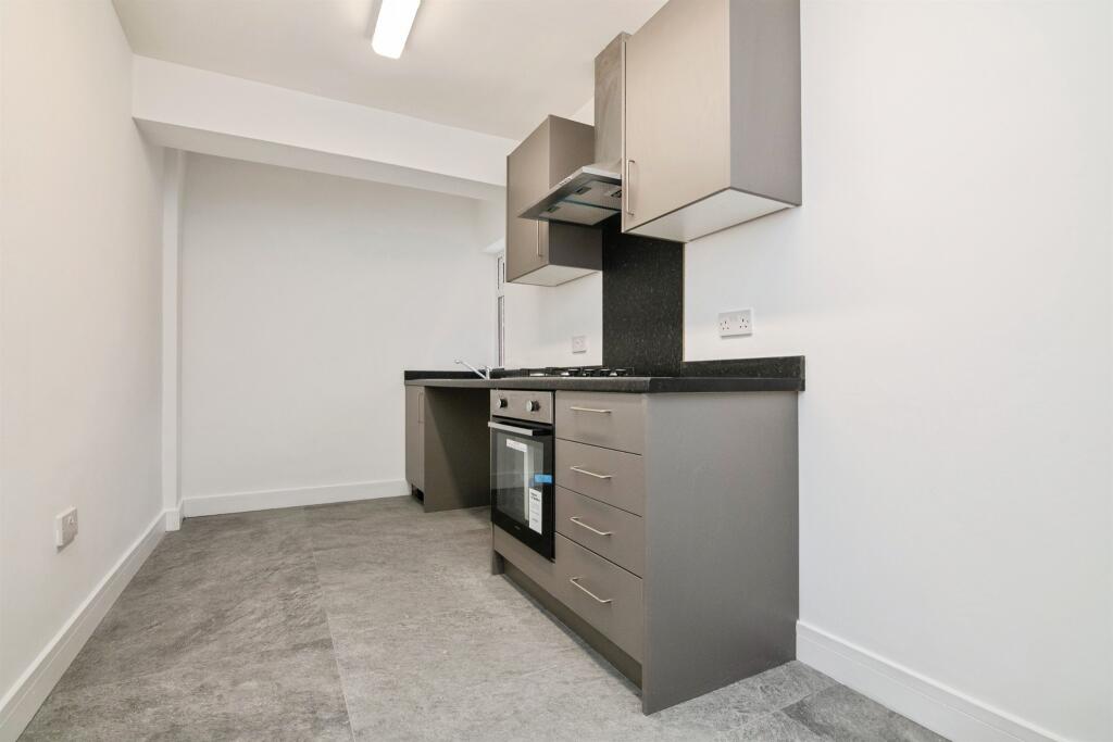 Additional image 7 of Bird End, West Bromwich