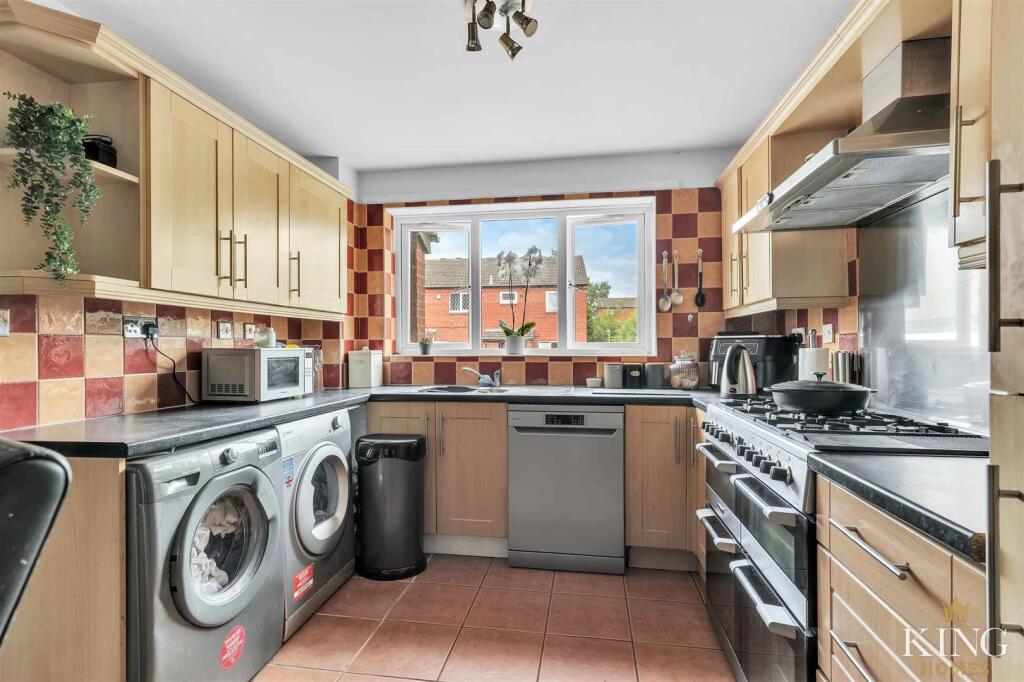 Additional image 4 of Upper Field Close, Redditch