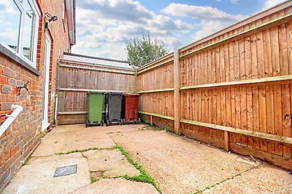 Additional image 13 of Oak Tree Lane, Eastbourne, BN23