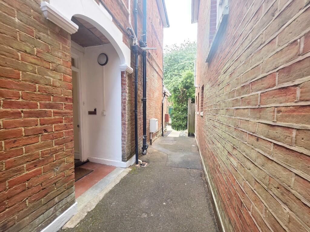 Additional image 4 of Shaftesbury Road, Bournemouth, Dorset, BH8