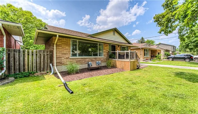 Additional image 3 of 433 Dumfries Ave