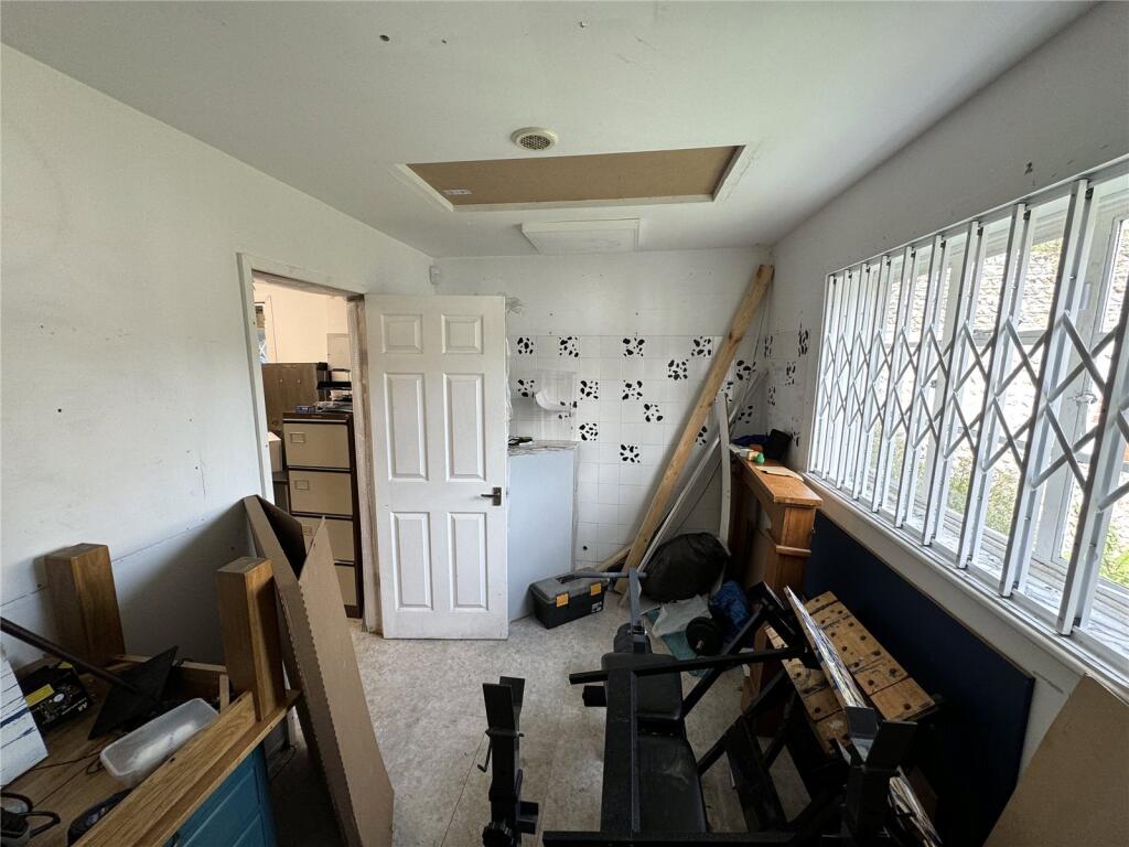 Additional image 4 of 1 Sea Lane, Rustington, West Sussex, BN16