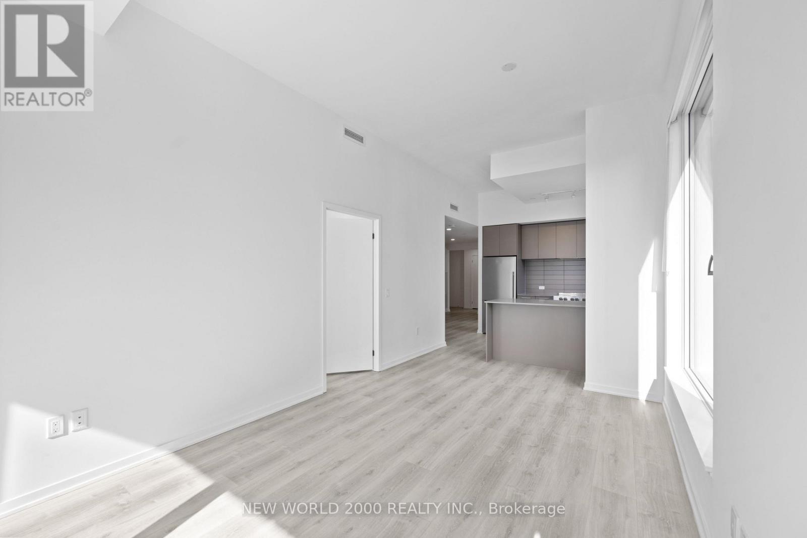 608 - 101 ROEHAMPTON AVENUE|Toronto (Mount Pleasant West), Ontario M4P2W2