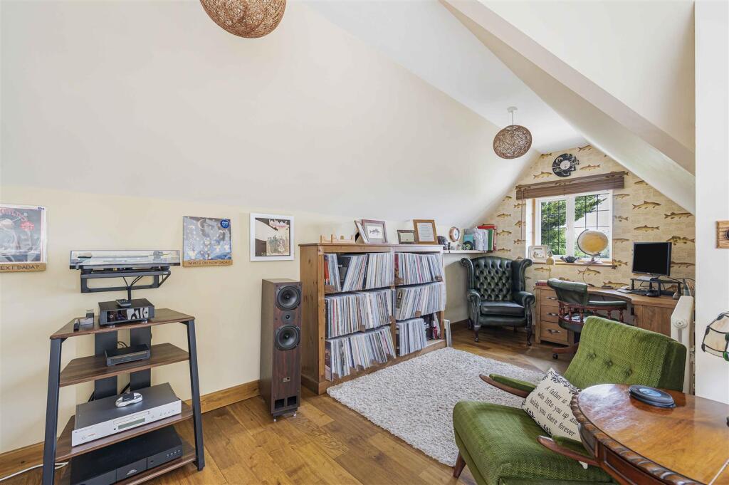 Additional image 13 of Warren Lane, Friston,