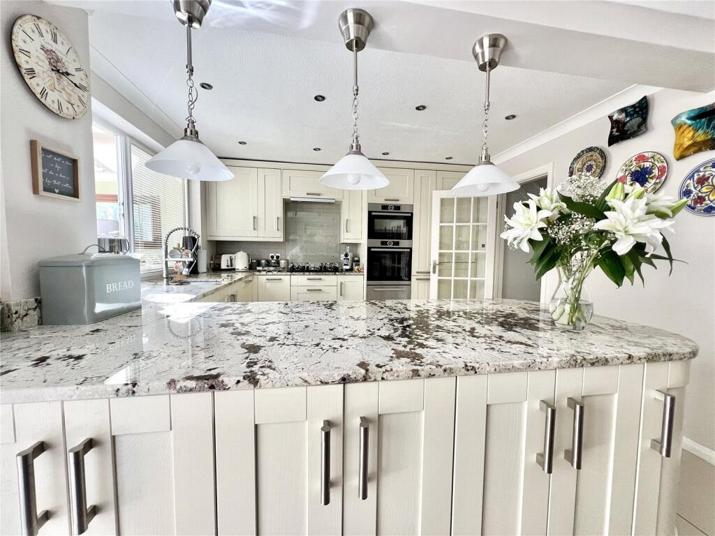 Additional image 22 of Chantry Close, Highcliffe On Sea, Christchurch, Dorset, BH23