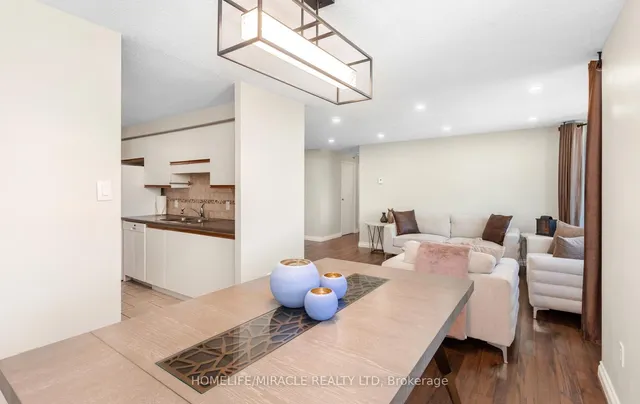 Additional image 17 of 35 Green Valley Dr Unit 1705