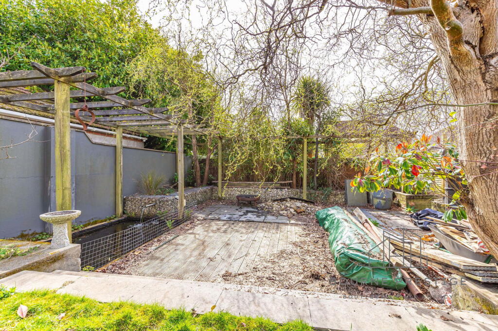 Additional image 24 of St Albans Ave, Queens Park