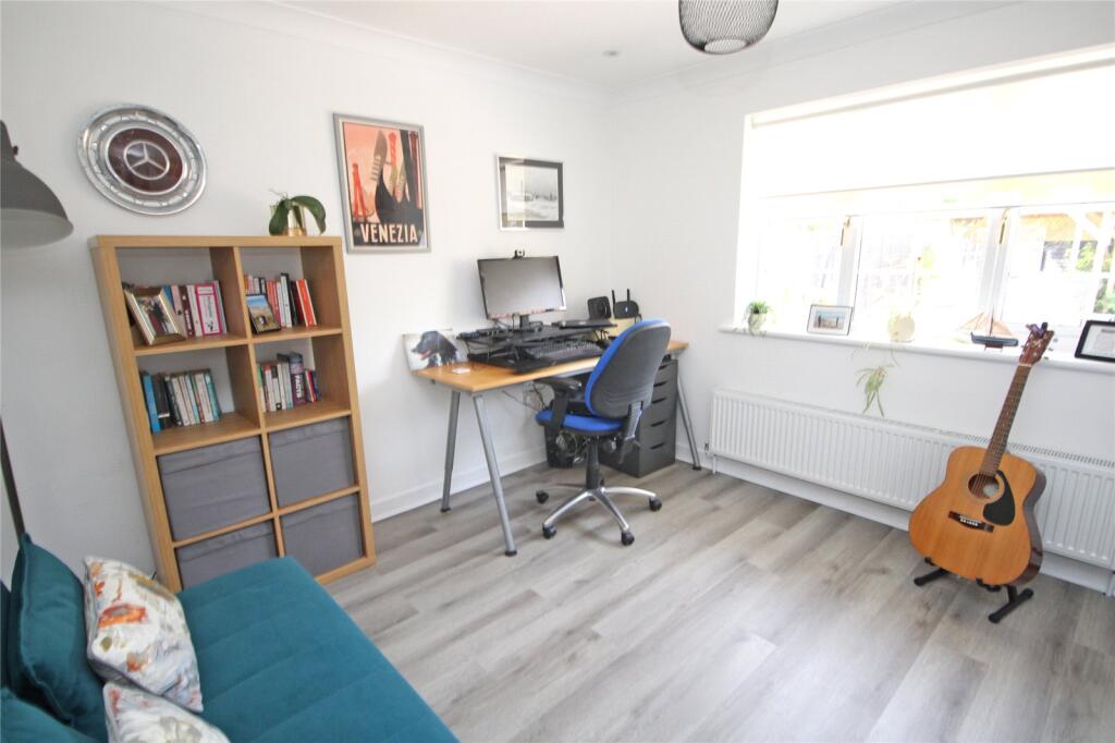 Additional image 7 of Everon Gardens, New Milton, Hampshire, BH25