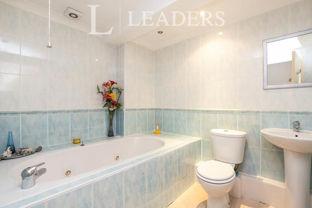 Additional image 10 of Langney Point