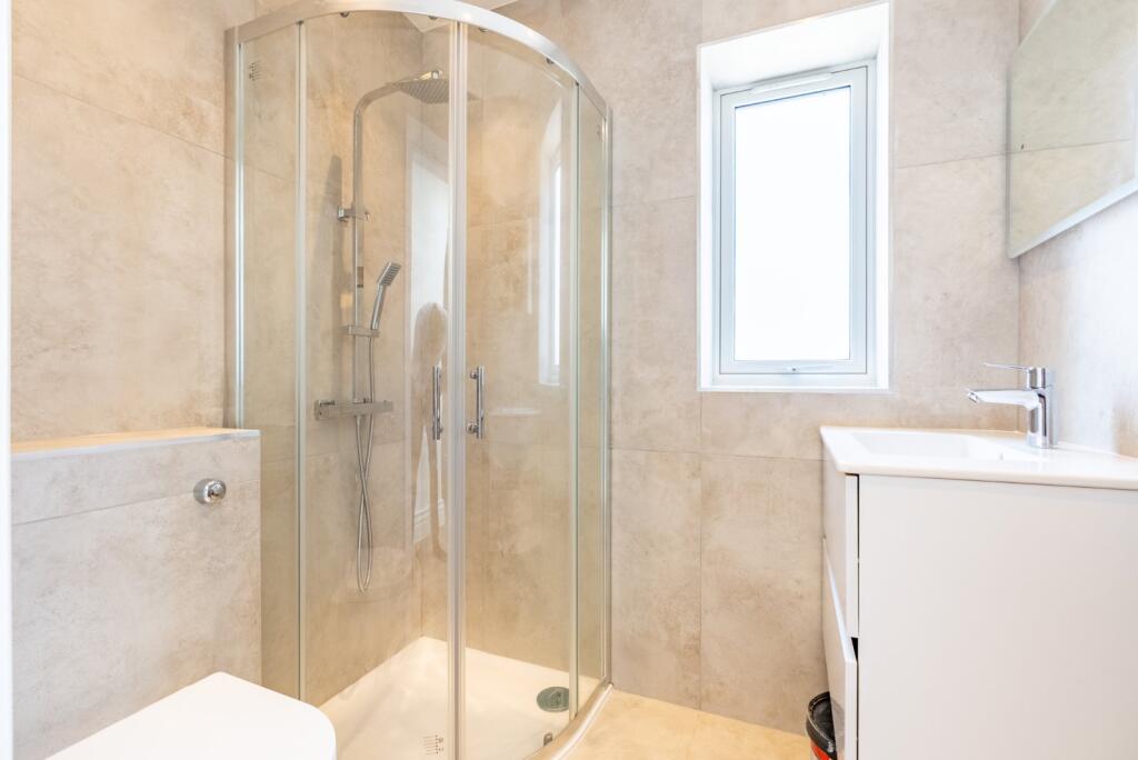 Additional image 9 of Batchwood Drive, St. Albans, Hertfordshire, AL3