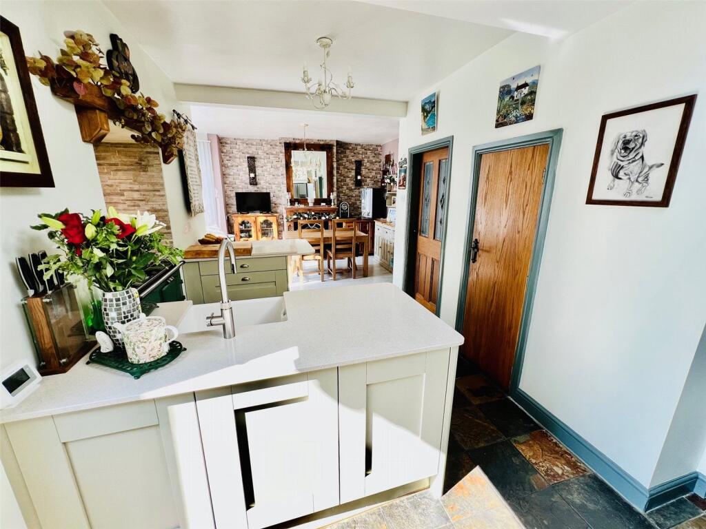 Additional image 4 of Overlea Avenue, Birmingham, West Midlands, B27