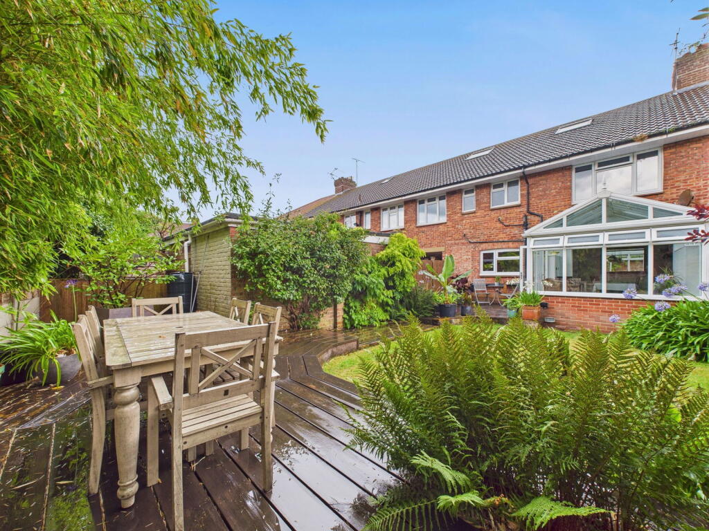 Additional image 20 of Hurst Avenue, Worthing, BN11