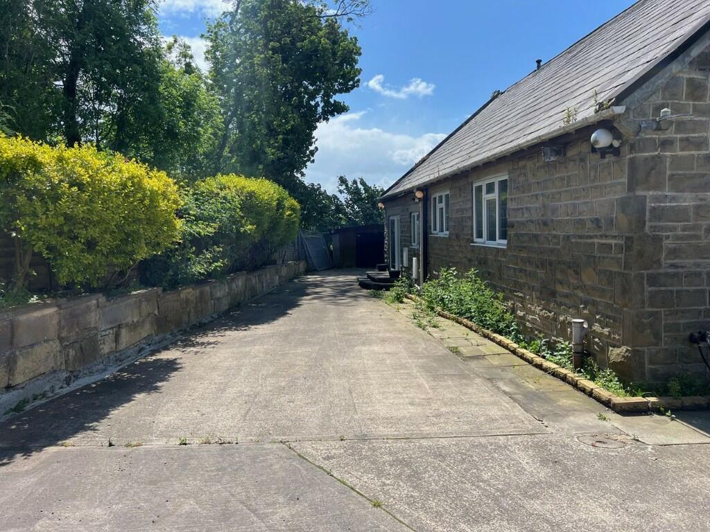 Additional image 20 of 11A Toftshaw Fold, Bradford, West Yorkshire, BD4