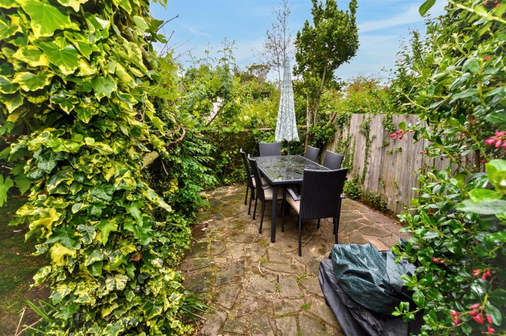 Additional image 3 of Glynde Avenue, Old Town, BN22