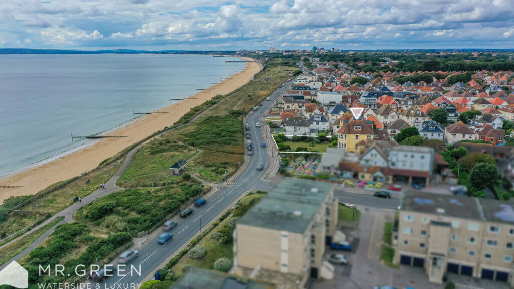 Additional image 17 of Sandy Bank, 39 Southbourne Overcliff Drive, Southbourne. BH6 3PL
