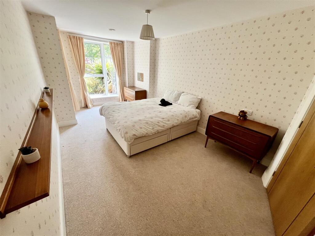 Additional image 8 of Stratford Road, Shirley, Solihull