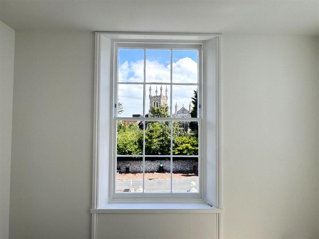 Additional image 8 of Hartington Place, Eastbourne BN21 3BG