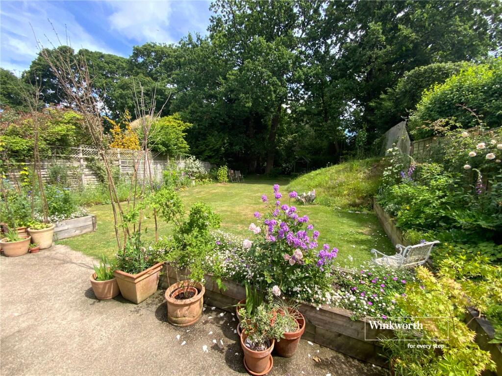 Additional image 20 of Shelley Close, Highcliffe, Dorset, BH23