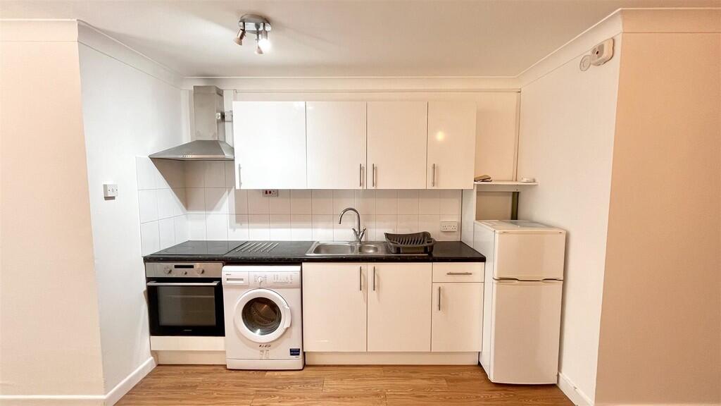 Additional image 7 of Knyveton Road, Bournemouth