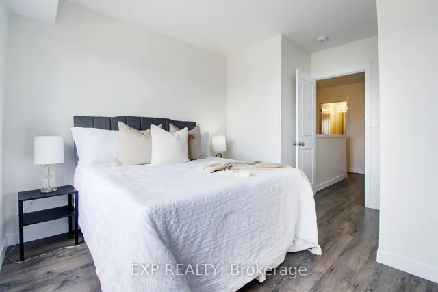 Additional image 10 of 150 ROCHEFORT St Unit E