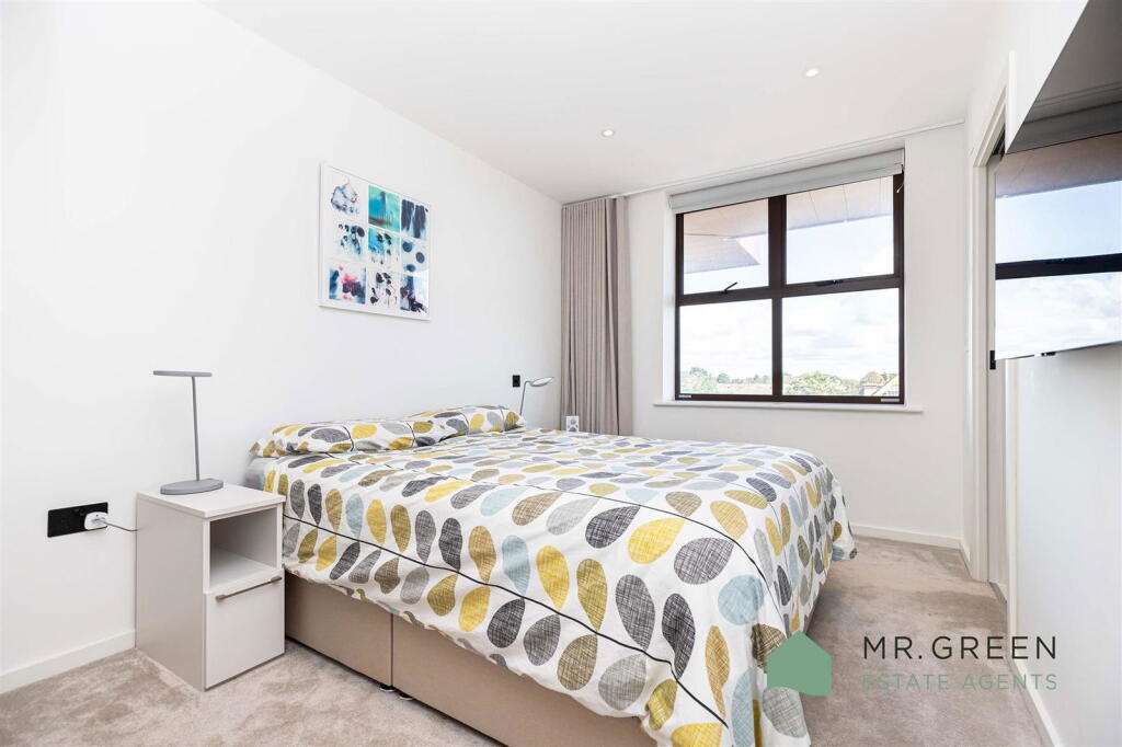 Additional image 12 of 47 Southbourne Overcliff Drive, Bournemouth, Dorset, BH6 3PE