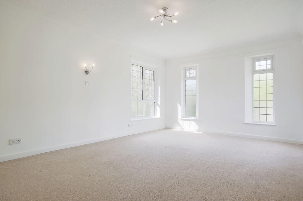 Additional image 24 of Queens Park, Bournemouth