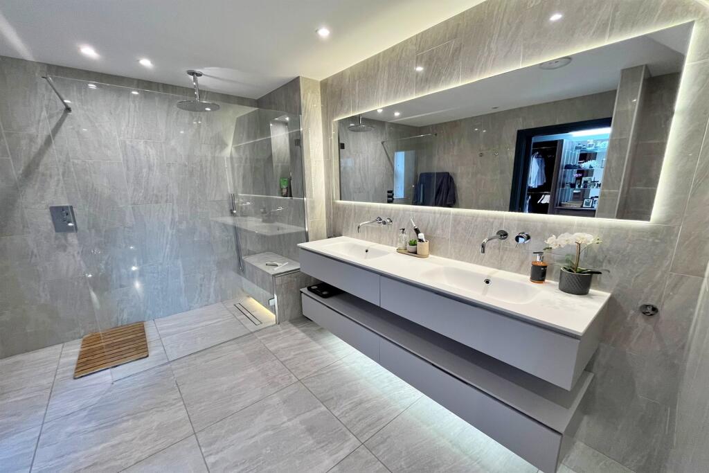 Additional image 14 of Canford Cliffs