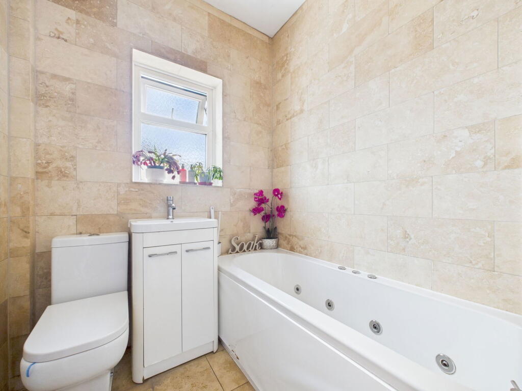 Additional image 10 of Crabtree Lane, Lancing, BN15 9PW