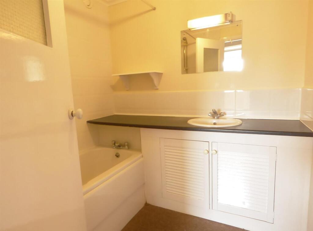 Additional image 11 of Kingmere, South Terrace, Littlehampton