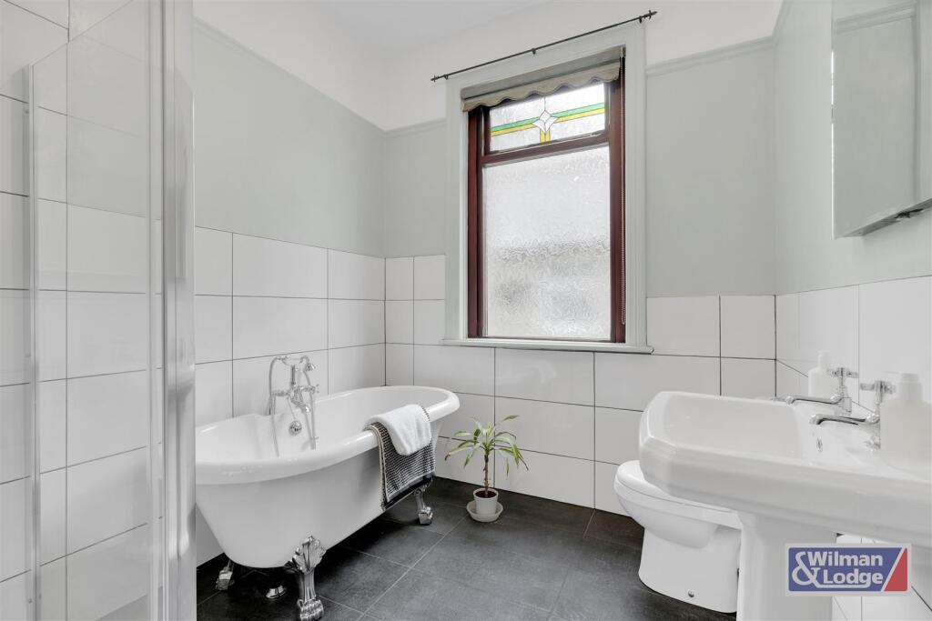 Additional image 14 of Green Lane, Glusburn