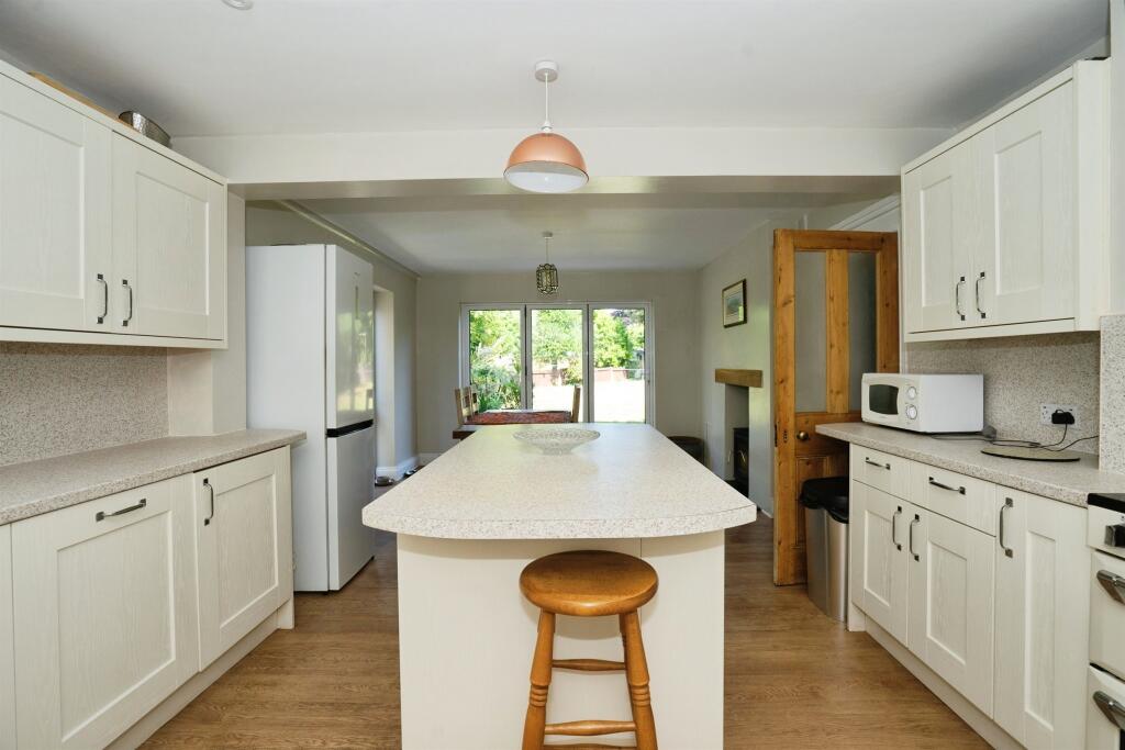 Additional image 16 of Watts Lane, Eastbourne