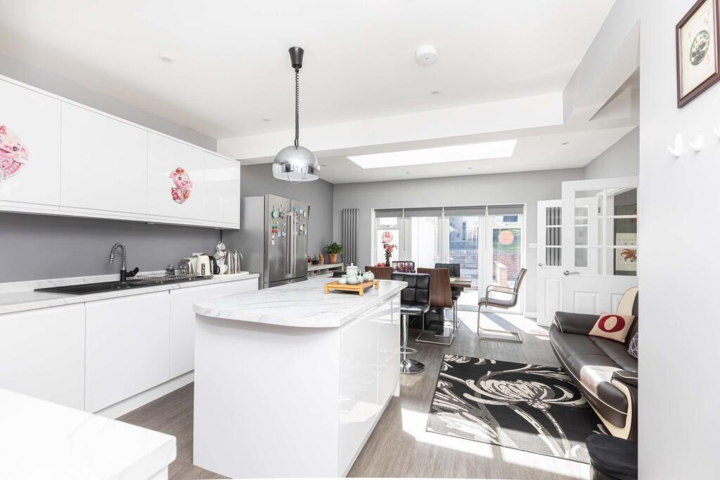 Additional image 7 of Queens Park Avenue, Bournemouth