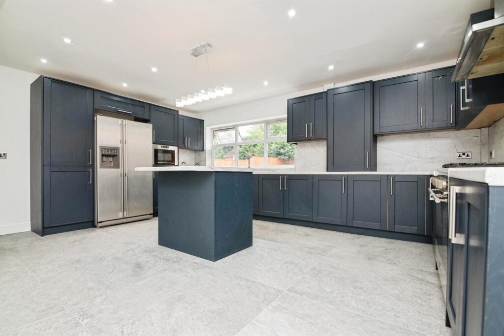 Additional image 2 of Bird End, West Bromwich