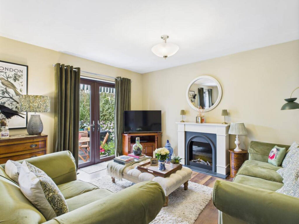 Additional image 6 of Victoria Gardens, Banff, AB45