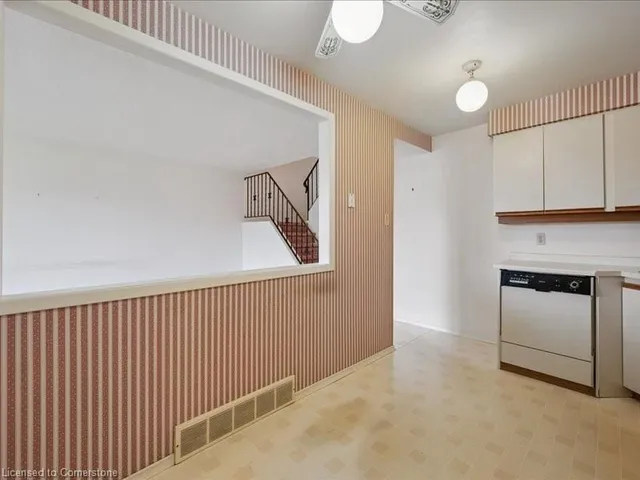 Additional image 13 of 14 Williamsburg Rd Unit 52