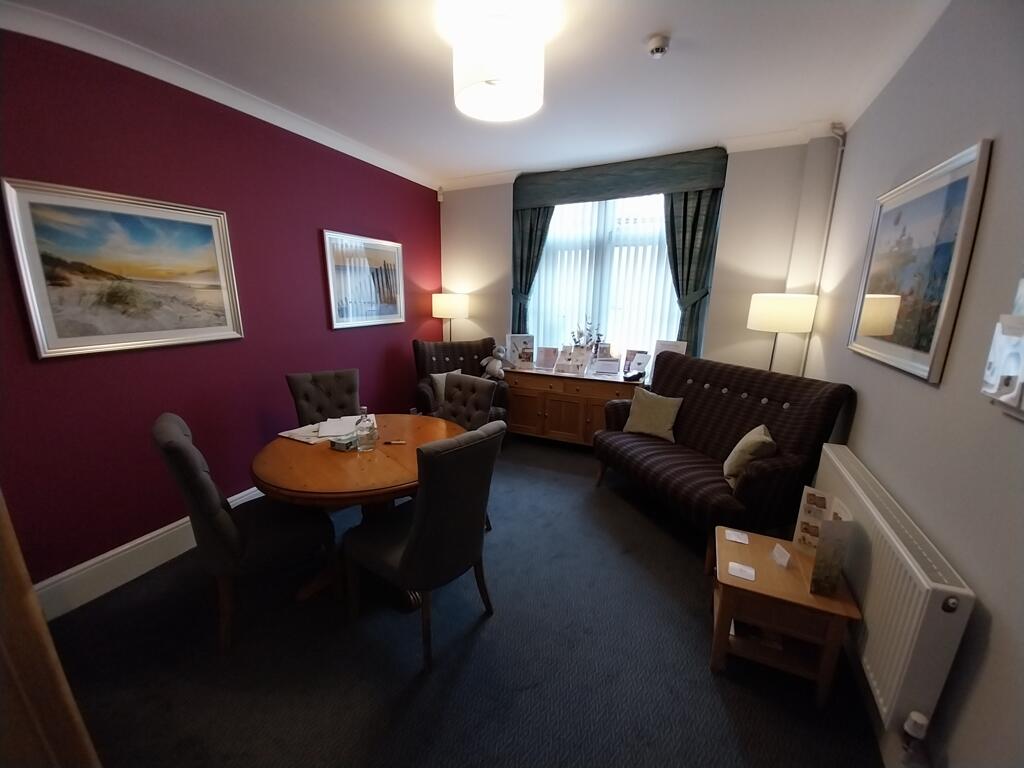 Additional image 9 of 43 South Street, Eastbourne, East Sussex, BN21 4UT