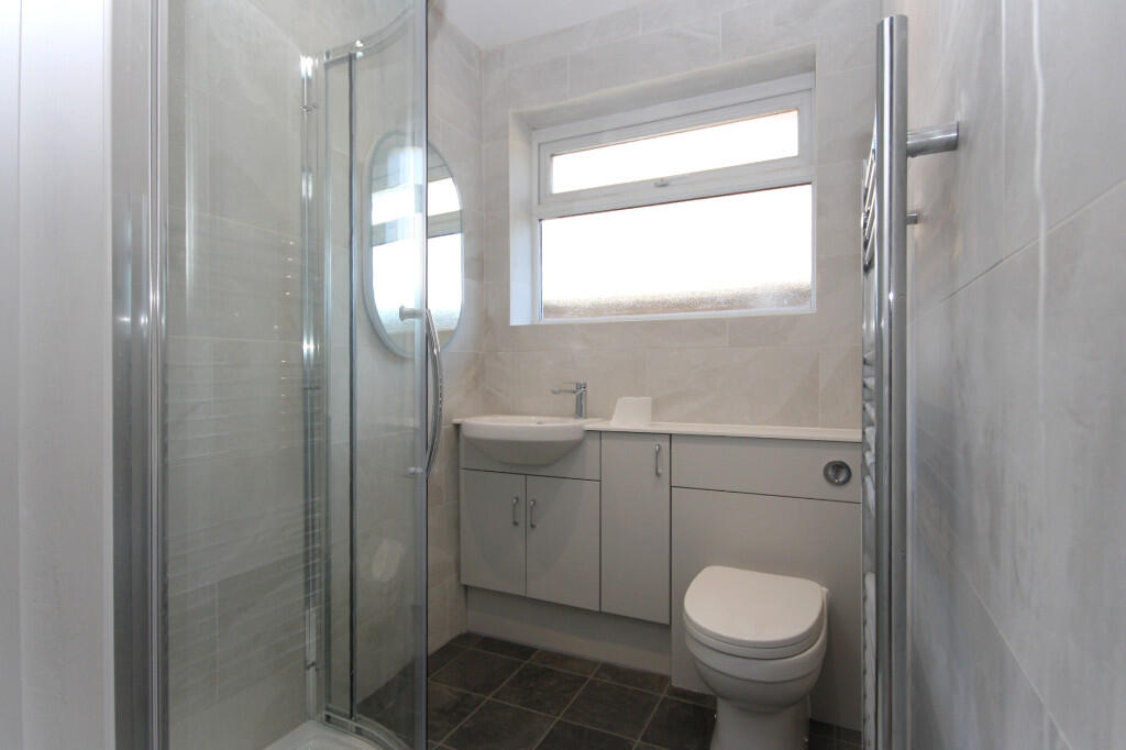 Additional image 7 of Queens Grove, New Milton, Hampshire, BH25