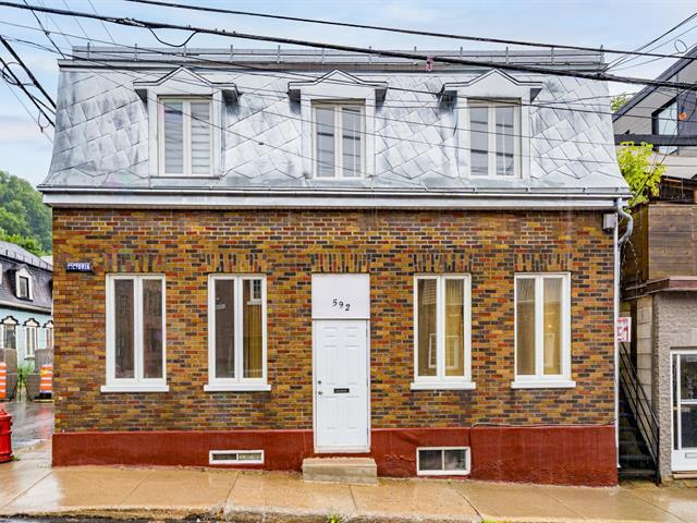 310 Rue Arago O.|Québec (La Cité-Limoilou), Quebec G1K2J3