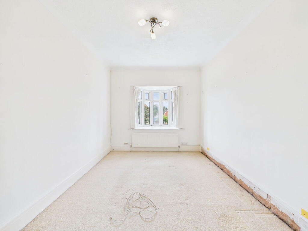 Additional image 12 of Grand Avenue, Worthing, BN11