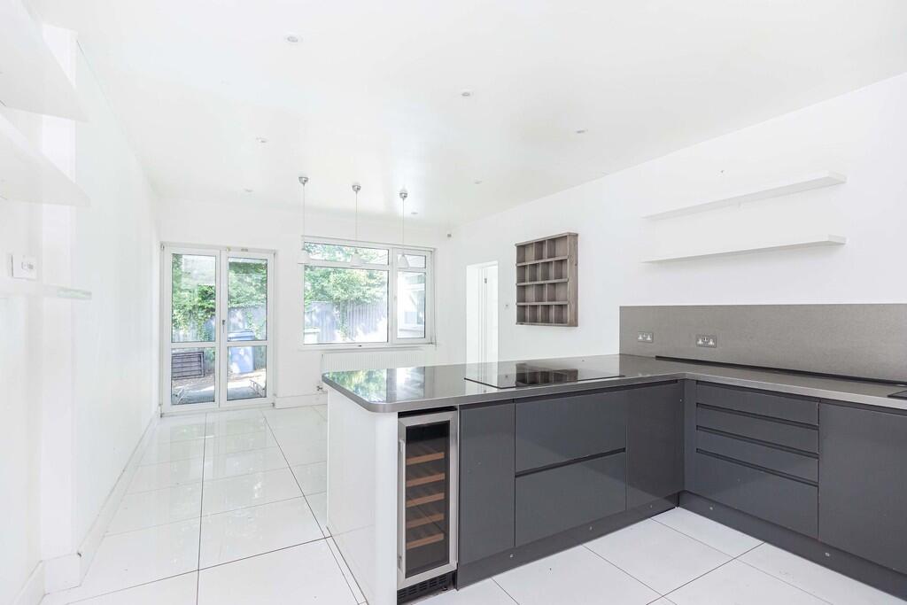 Additional image 7 of Wood Lane, Bournemouth