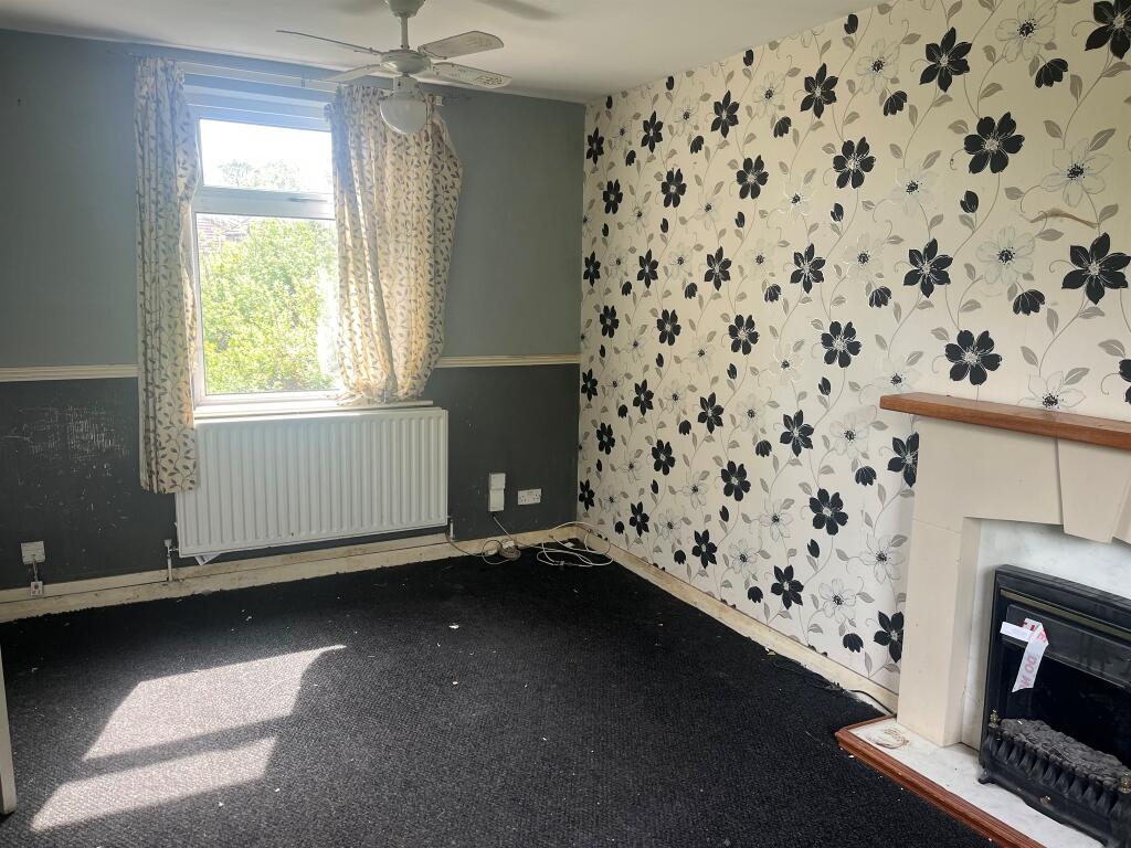 Additional image 10 of Oaks Lane, Bradford