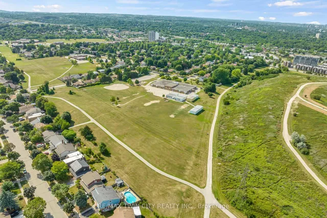Additional image 29 of 28 Uxbridge Cres